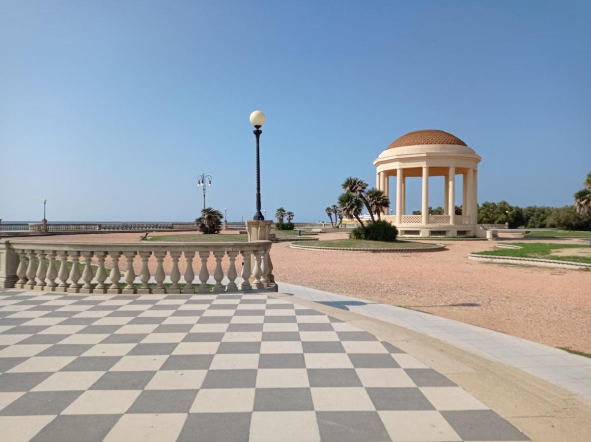 Appartamento Con Incantevole Vista Mare Livorno Ngoại thất bức ảnh