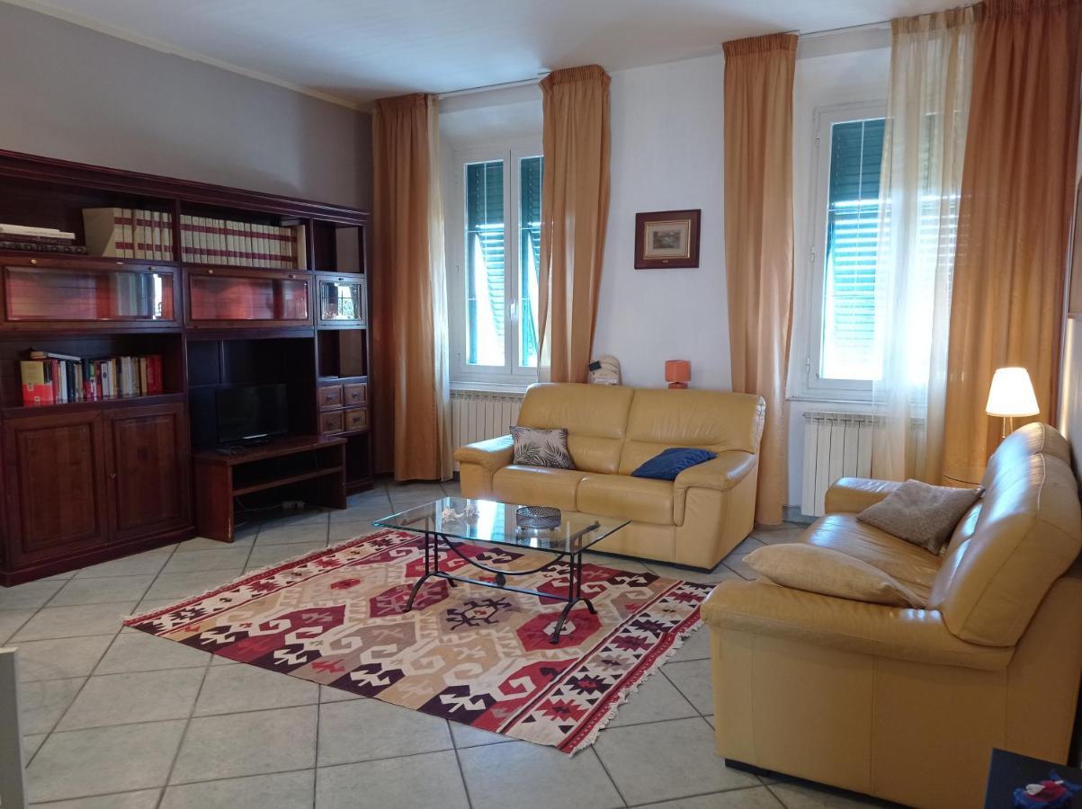 Appartamento Con Incantevole Vista Mare Livorno Ngoại thất bức ảnh
