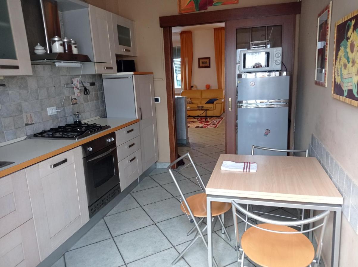 Appartamento Con Incantevole Vista Mare Livorno Ngoại thất bức ảnh